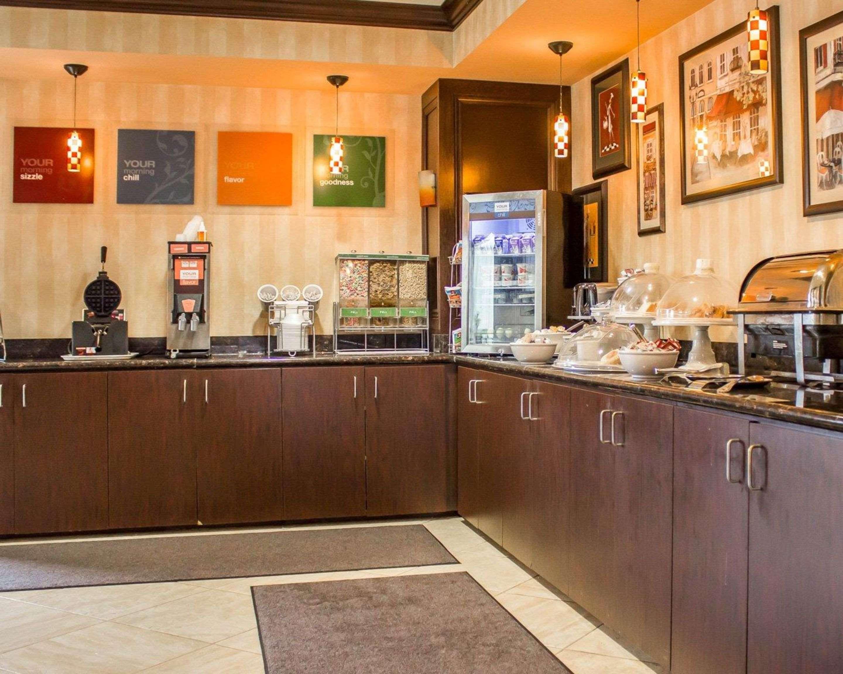 Comfort Suites Edinboro Exteriér fotografie
