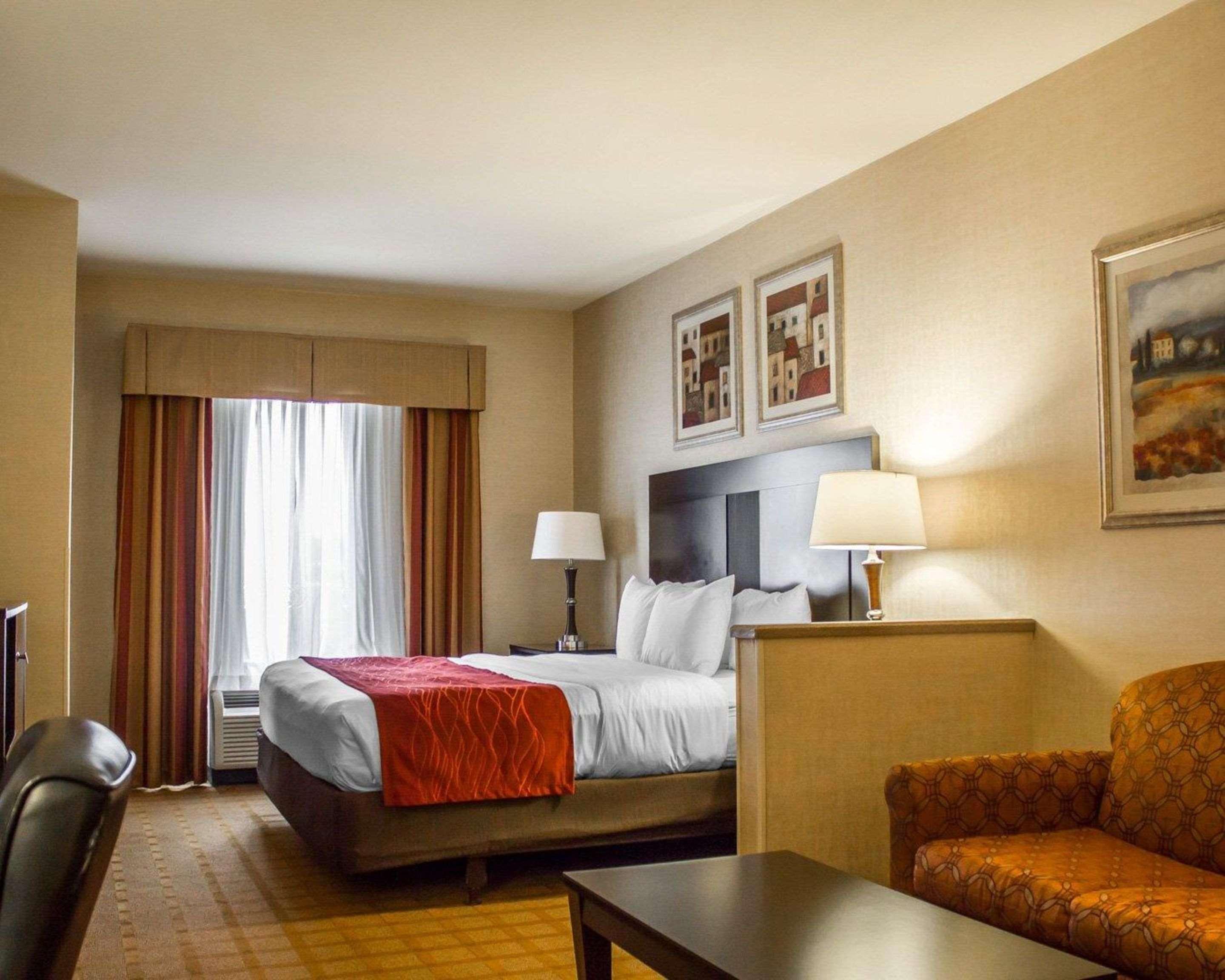 Comfort Suites Edinboro Exteriér fotografie