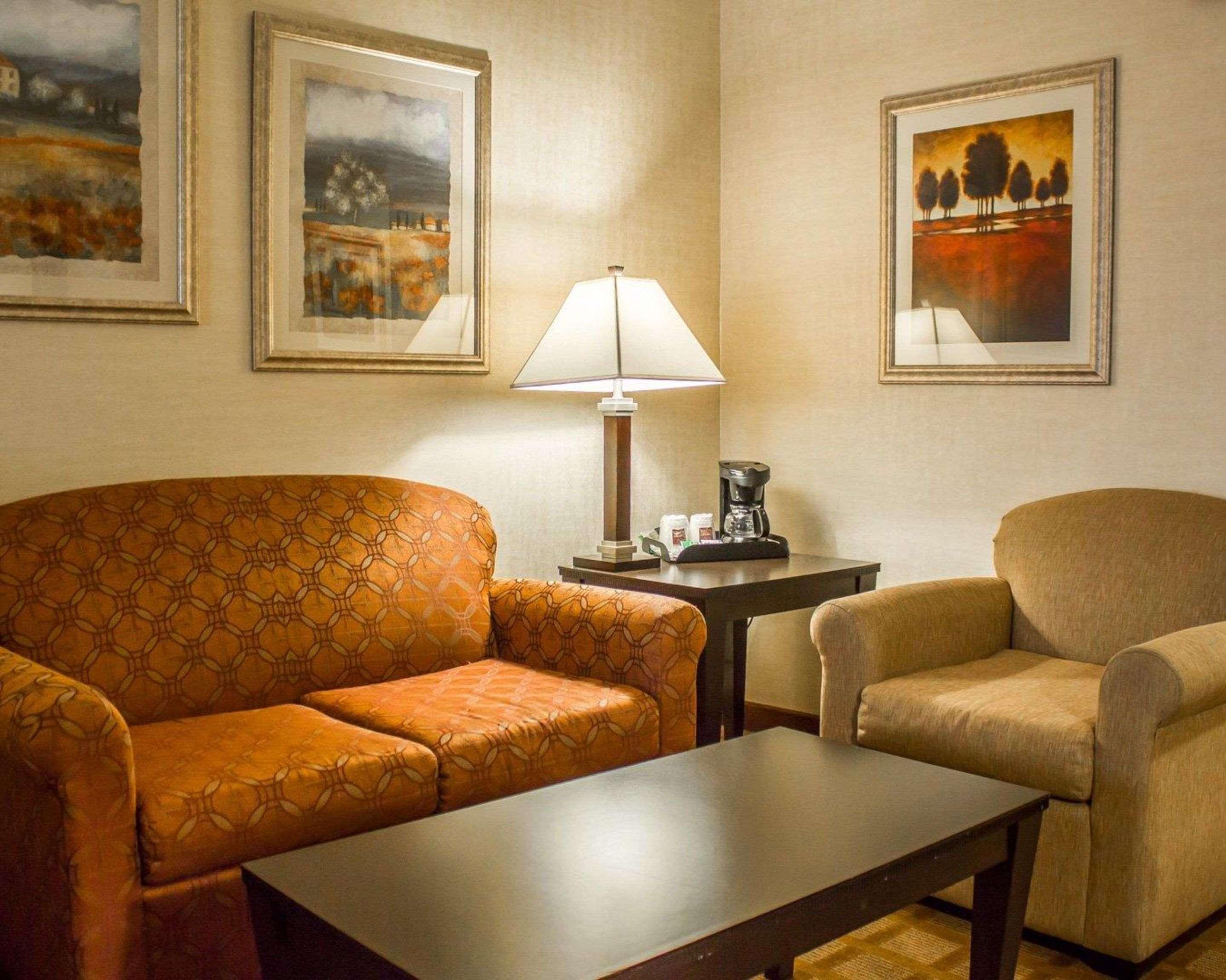 Comfort Suites Edinboro Exteriér fotografie