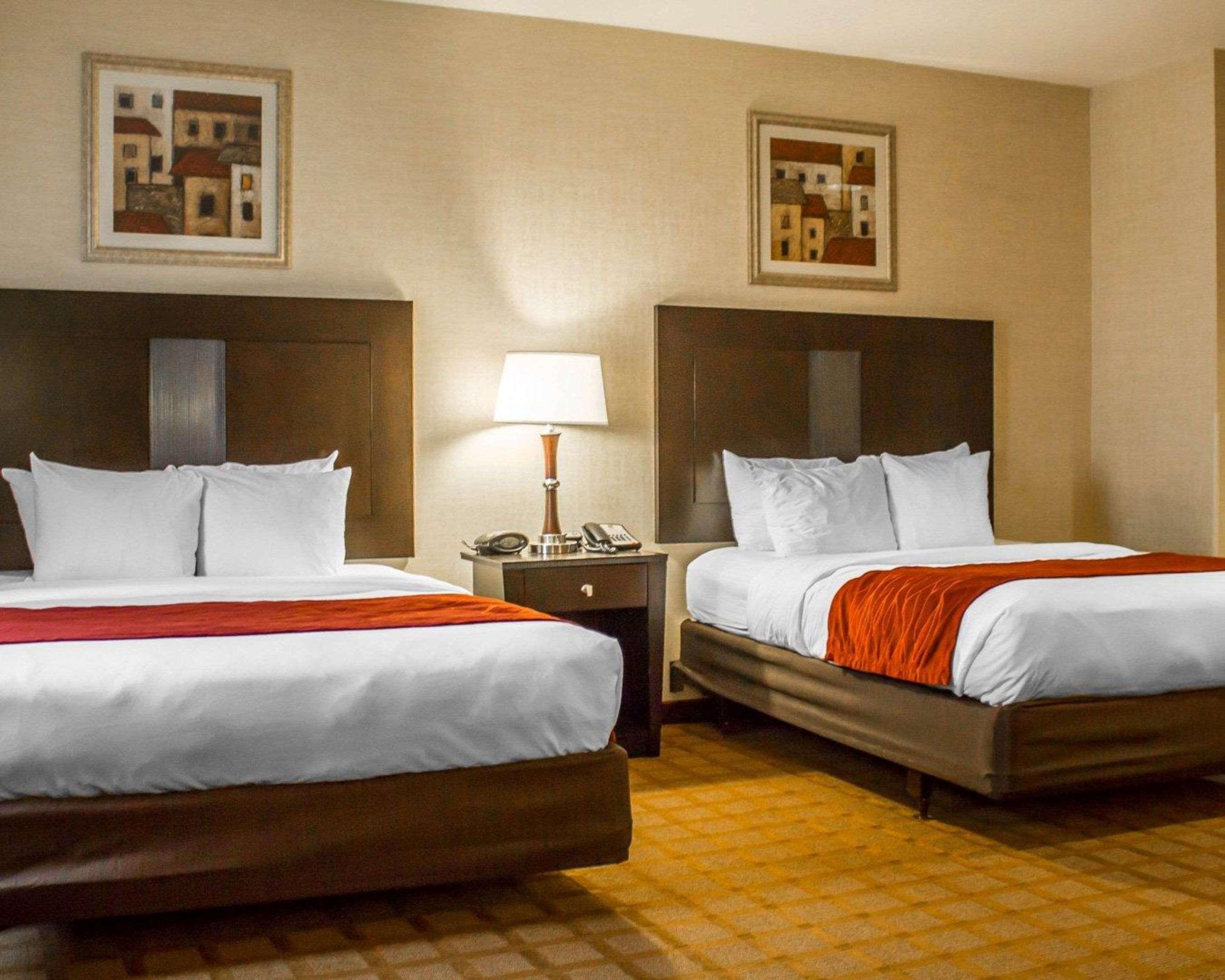 Comfort Suites Edinboro Exteriér fotografie