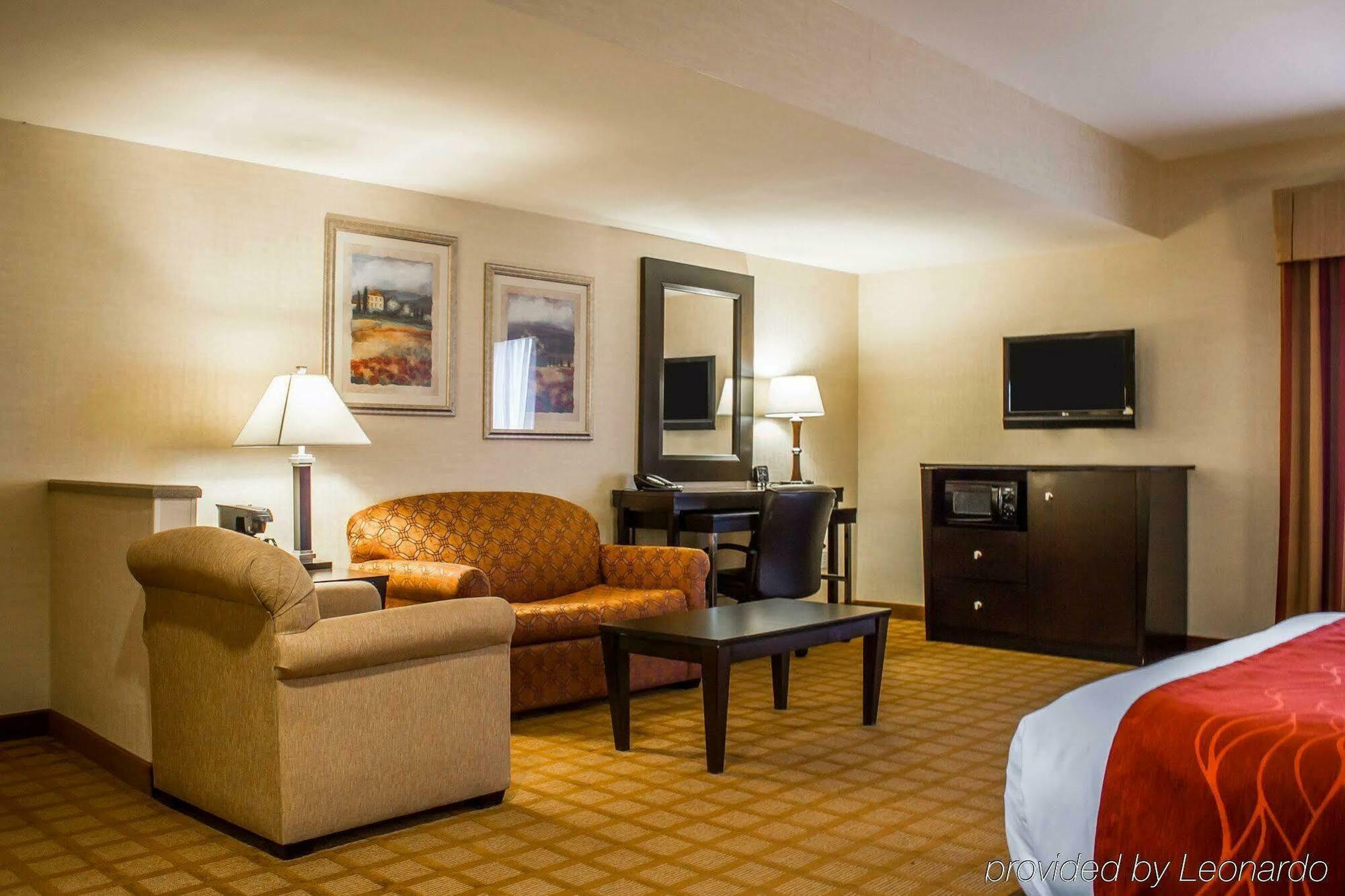 Comfort Suites Edinboro Exteriér fotografie